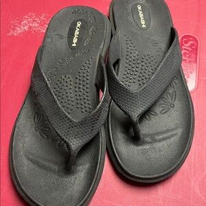 Okabashi sandals. Size small
